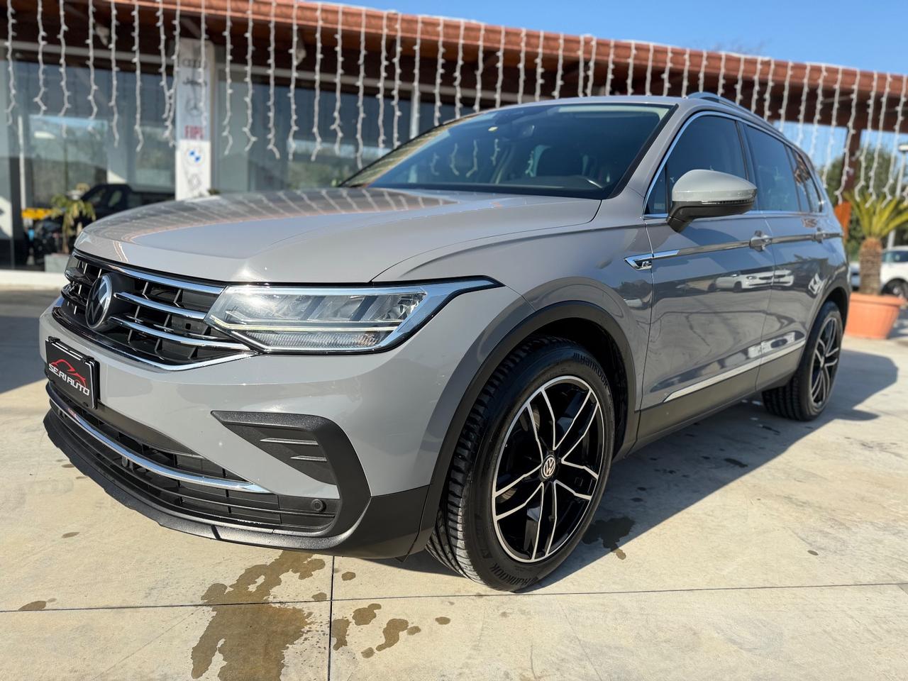 Volkswagen Tiguan 2.0 TDI 150 CV SCR DSG R-Line