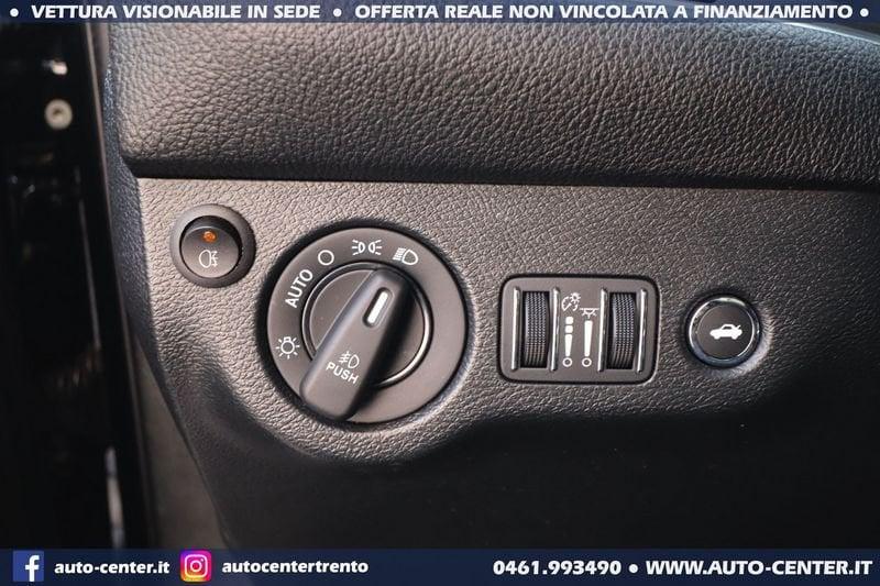 Dodge Challenger 3.6 V6 AT8 SXT *EUROPEA