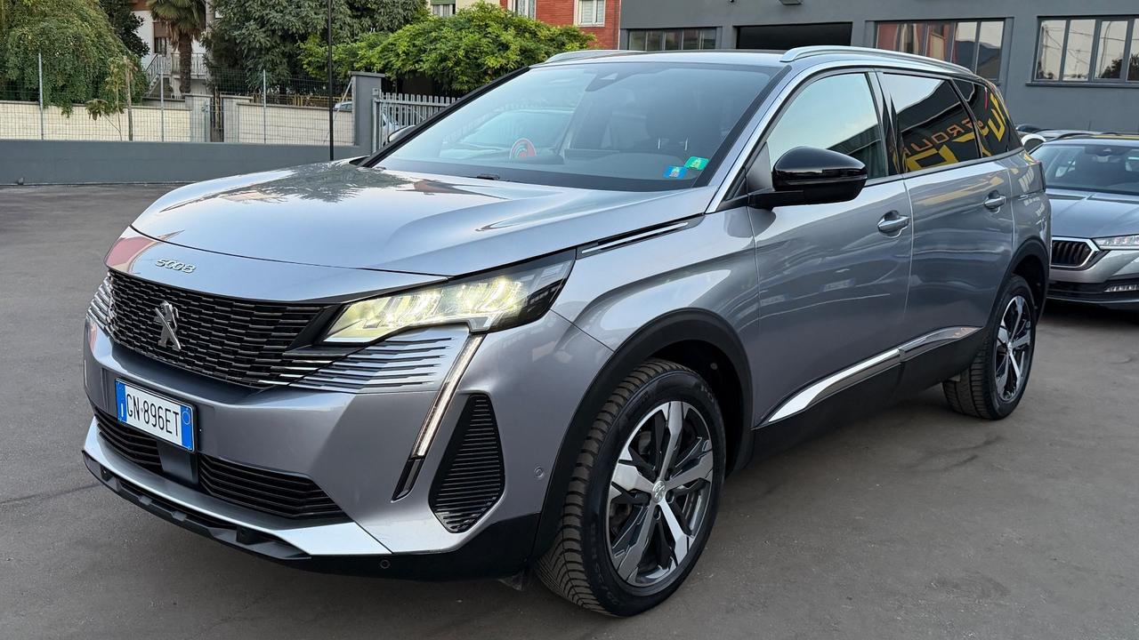 PEUGEOT 5008 1.5 ALLURE 131CV - SETTE POSTI, FULL LED, NEOPATENTATI