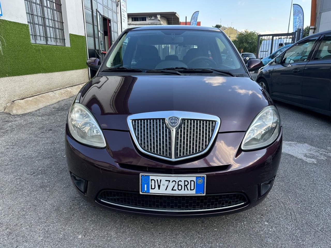 Lancia Ypsilon 1.2 BENZINA NEOPATENTATI - 2009