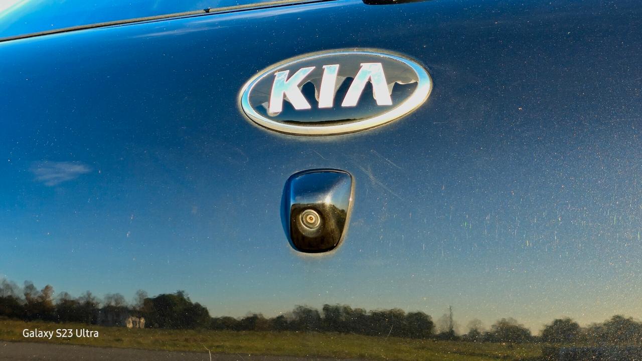 Kia Ceed full optional navi/ retrocamera Garanzia 12 mesi ok neopatentati