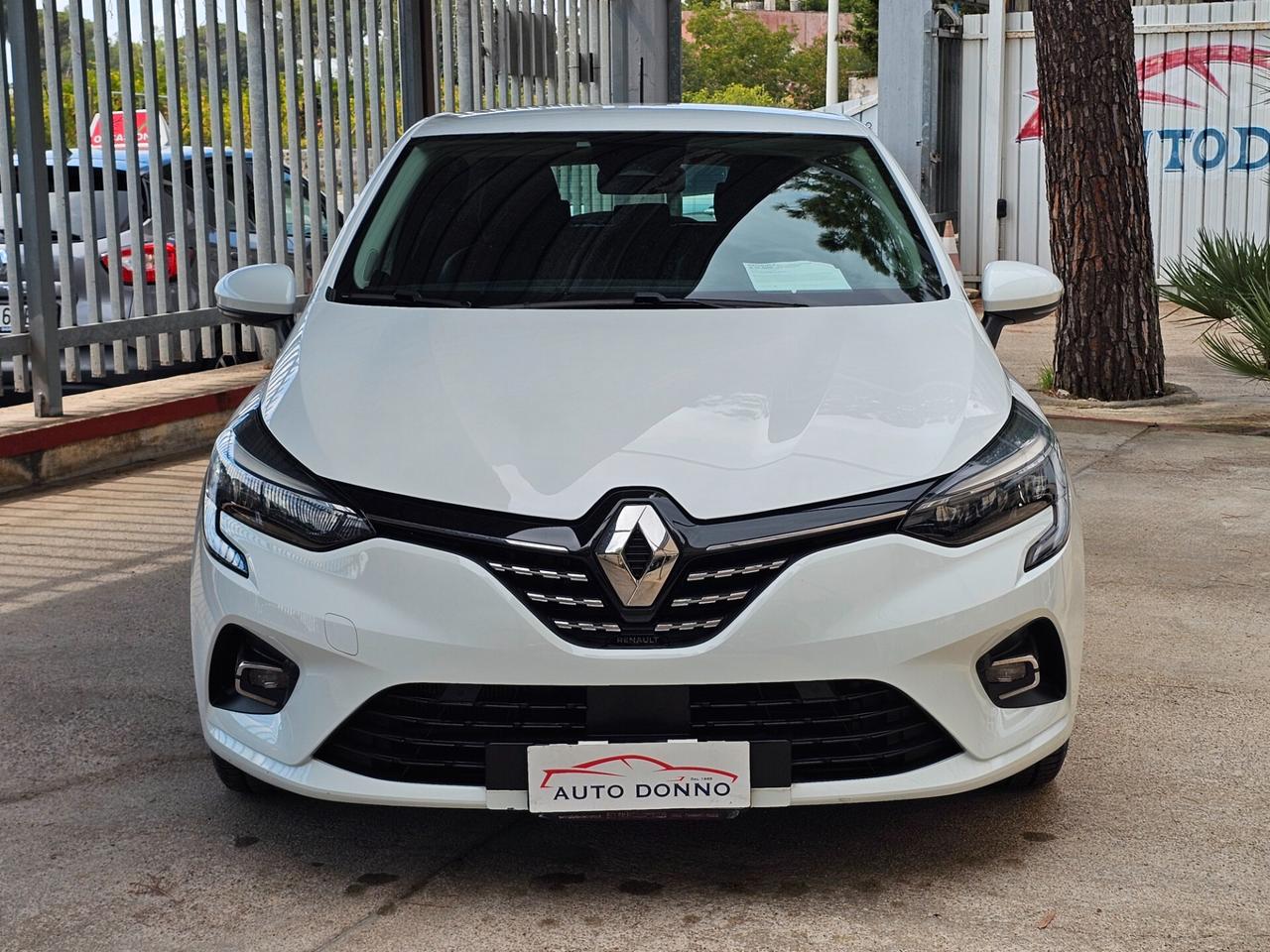 Renault Clio Hybrid E-Tech 5 porte Zen