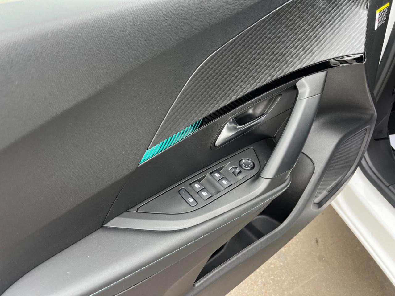 Peugeot 2008 BlueHDi 130 S&S EAT8 Allure PREZZO PROMO