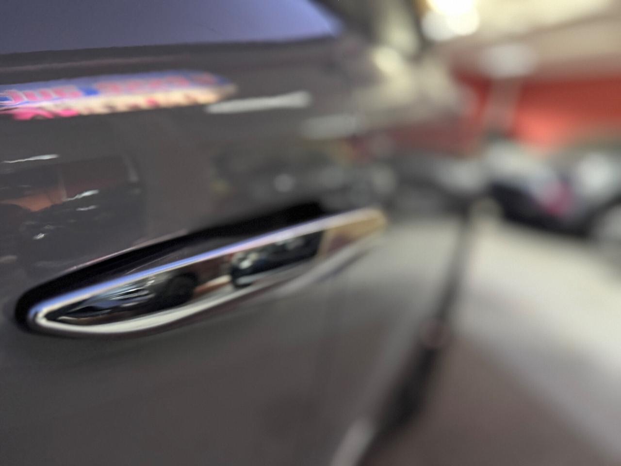 DS4 BlueHDi 130 aut. Performance Line+ Tetto Led a