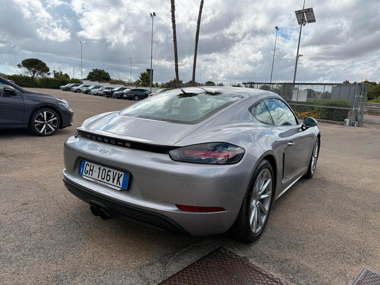 Porsche 718 Spyder Cayman 2.0