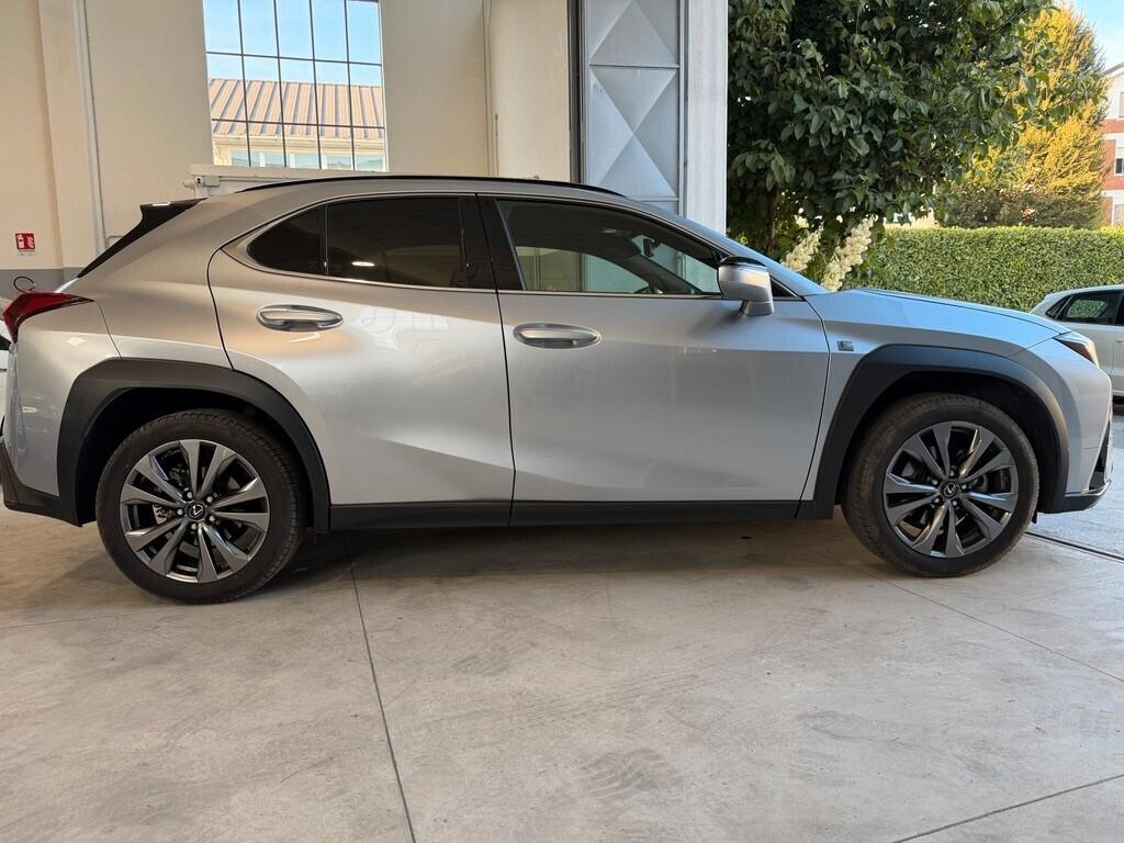 Lexus UX Hybrid 4WD Design