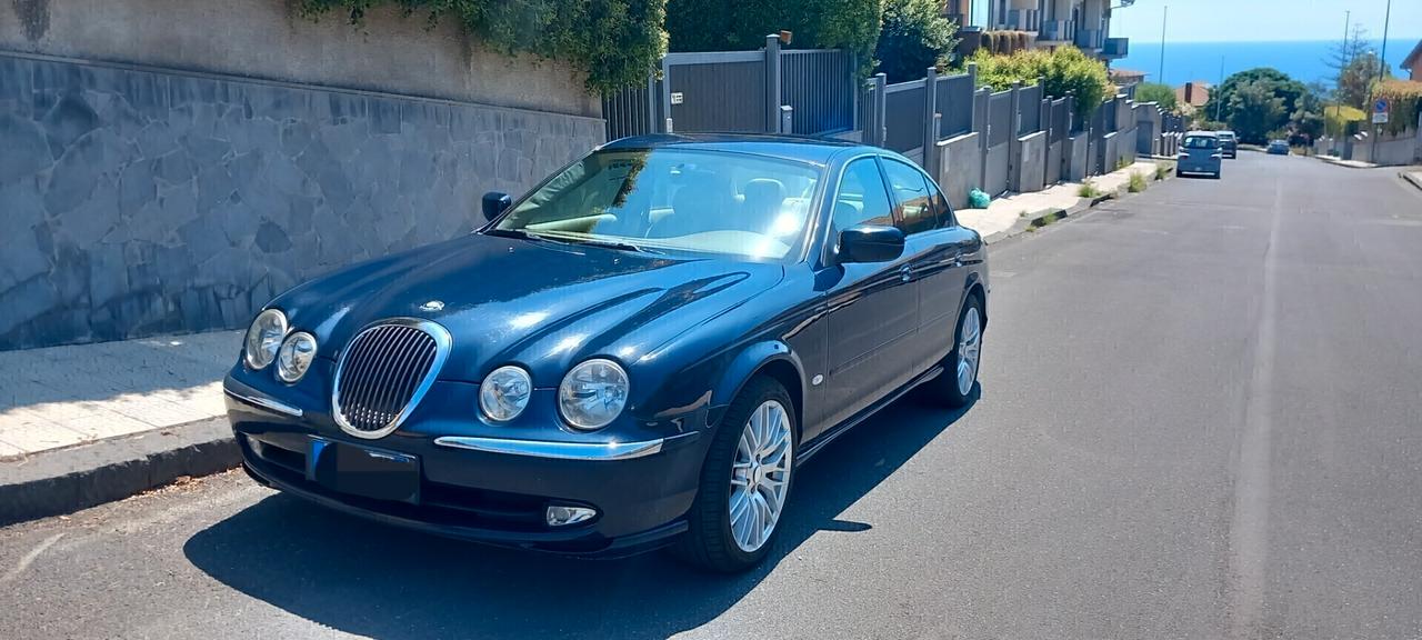 Jaguar S-Type 3.0 V6 24V UN CLASSICO INTRAMONTABILE