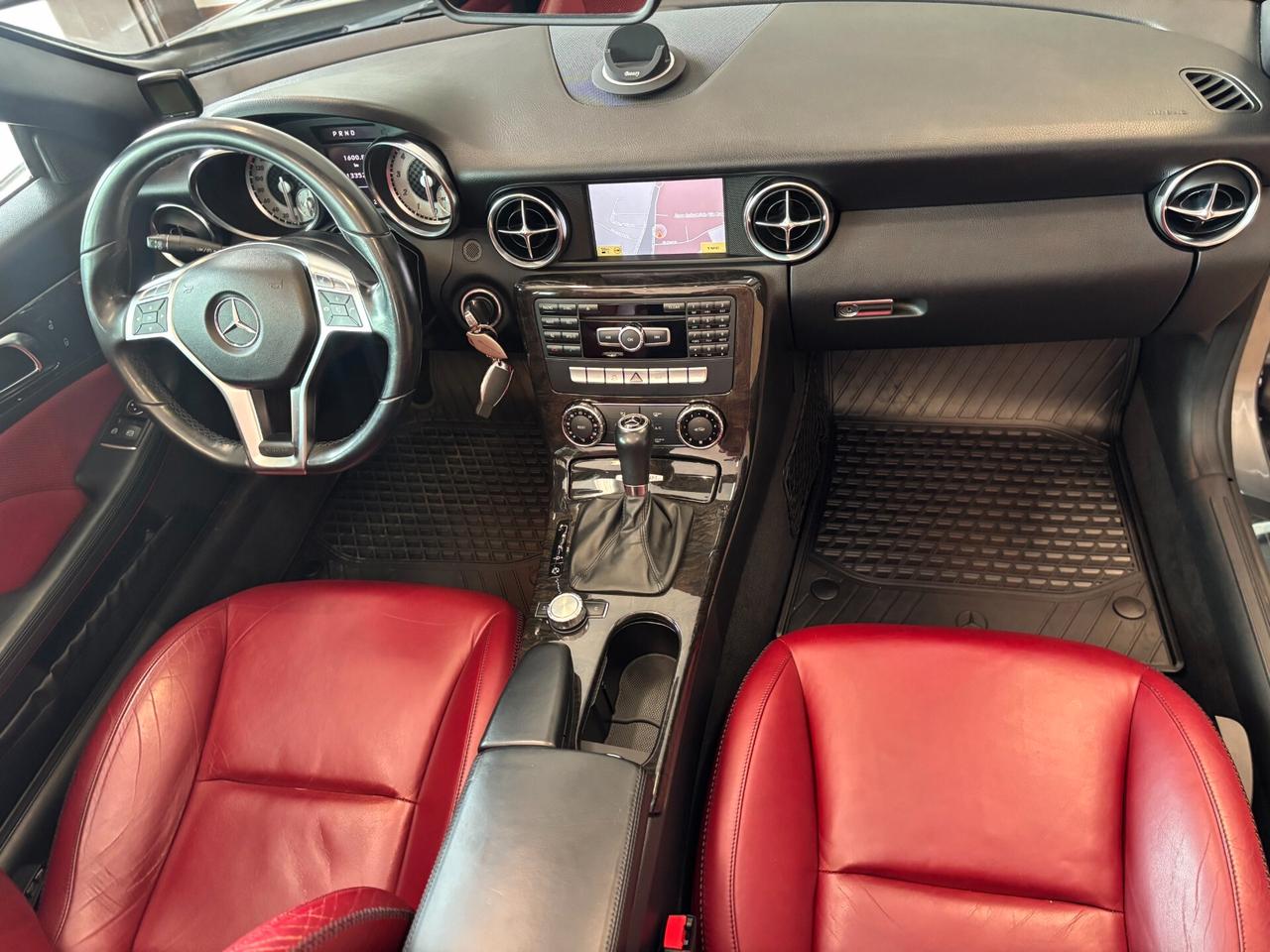 Mercedes-Benz SLK 250 Premium auto*TAGLIANDI CERTIFICATI MERCEDES*