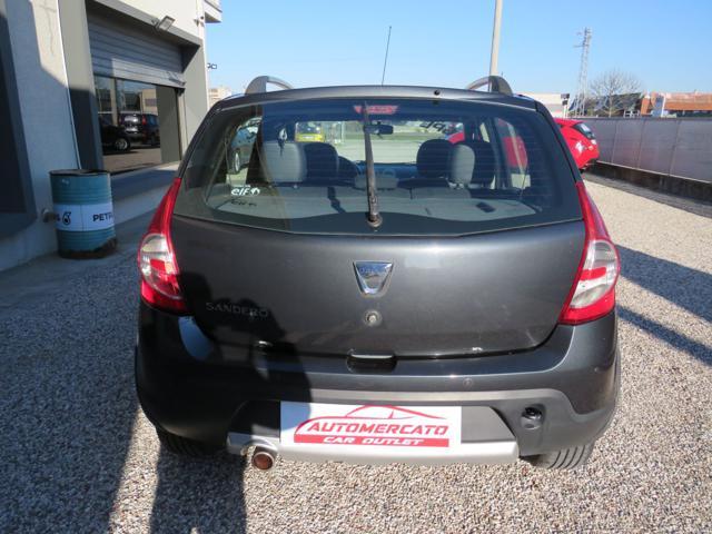 DACIA Sandero Stepway 1.6 8V GPL 85CV NEOPATENTATI