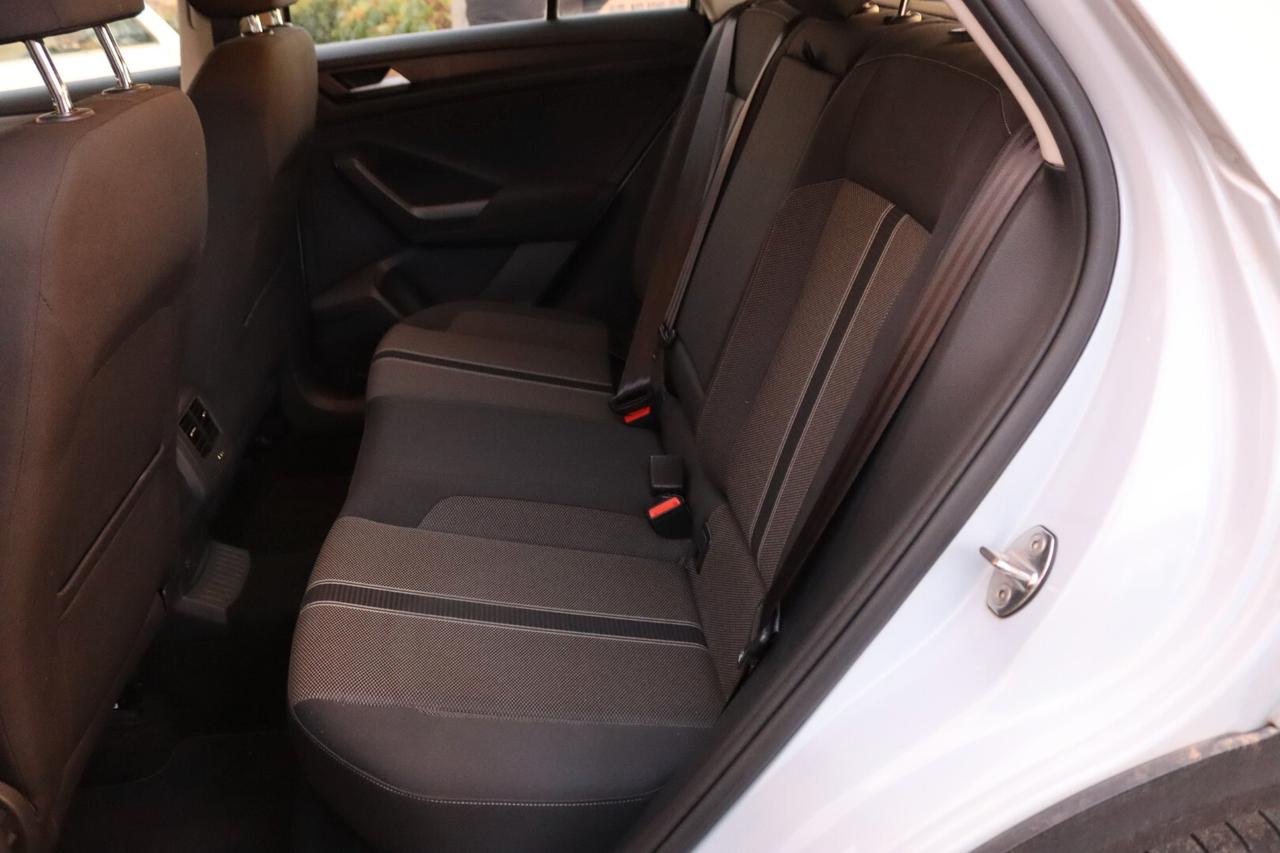 Volkswagen T-Roc 1.6 TDI SCR Advanced BlueMotion Technology