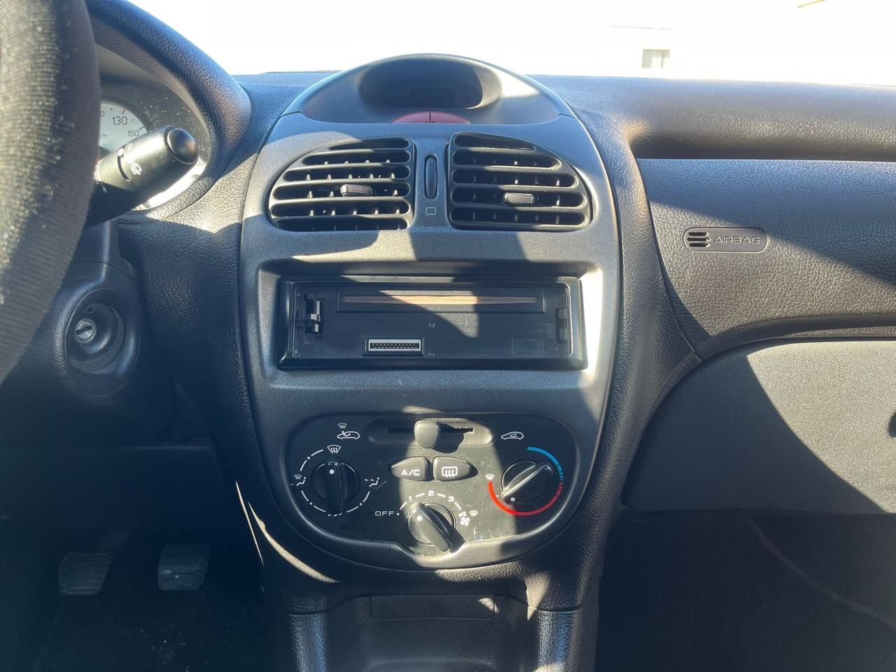 Peugeot 206 1.4 HDi 5p. Enfant Terrible