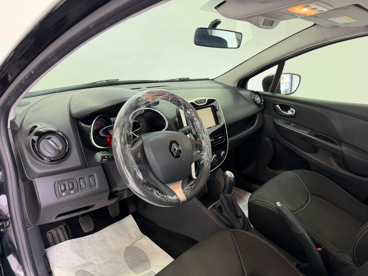 Renault Clio 1.2 75CV 5 porte Life