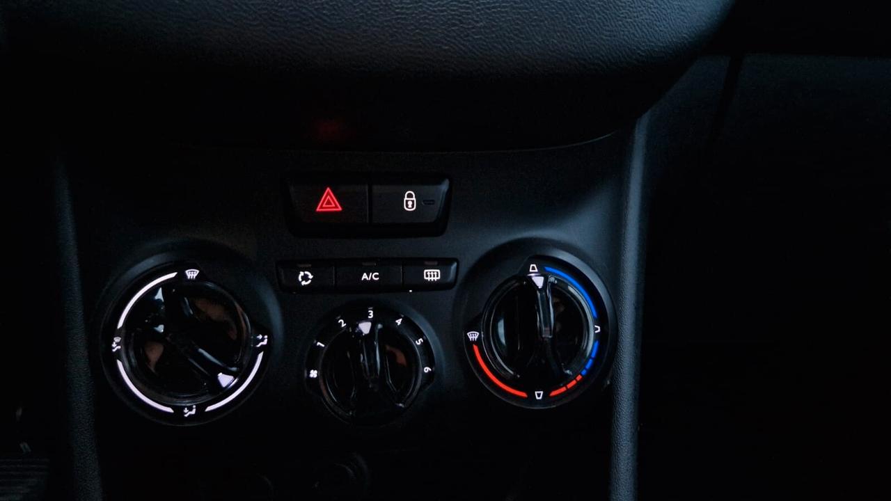 Peugeot 208 PureTech 82 5 porte Allure