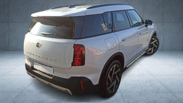 MINI Mini C Favoured Countryman