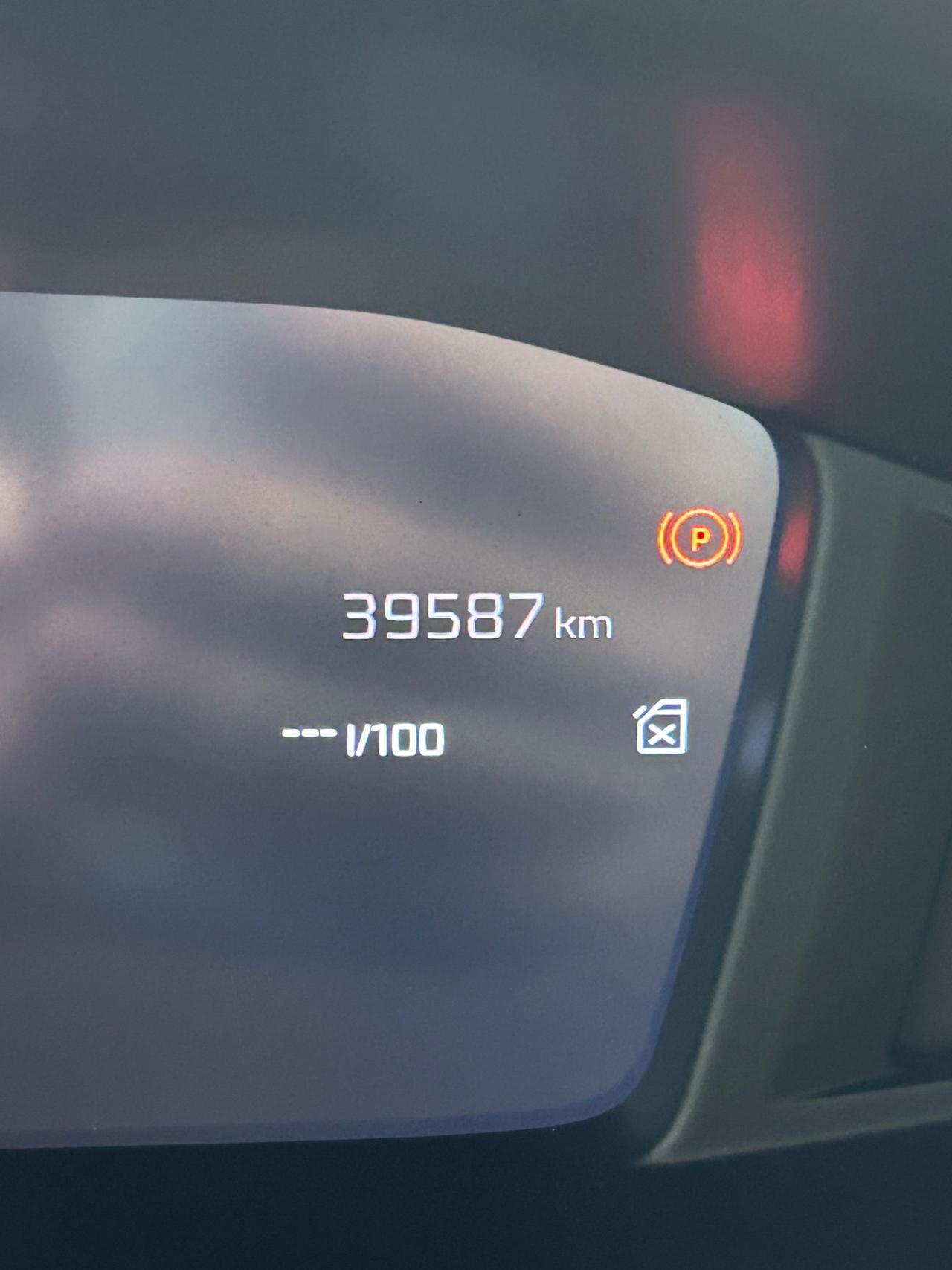 Peugeot 2008 BlueHDi 130 S&S EAT8 Allure Pack