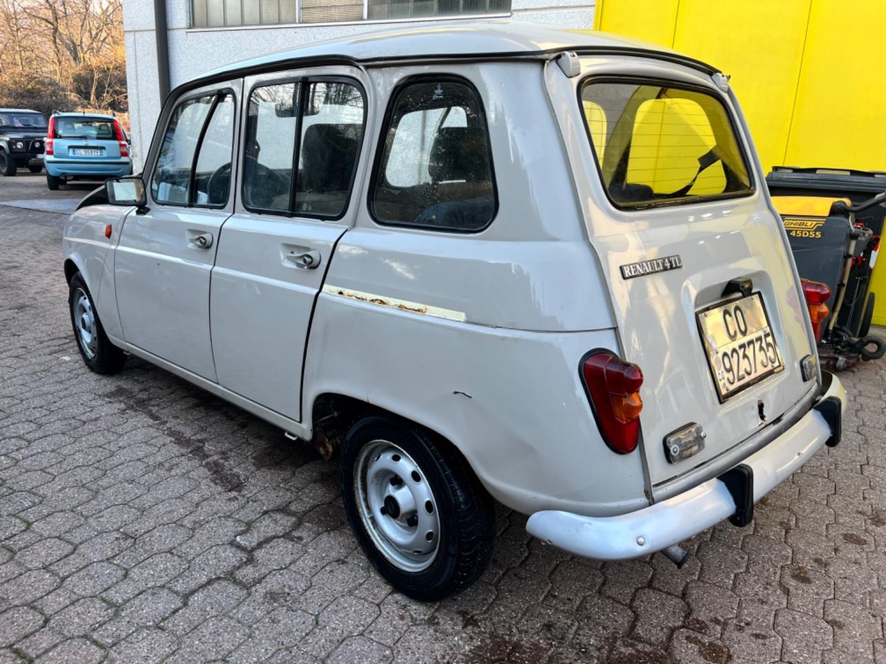 Renault r4