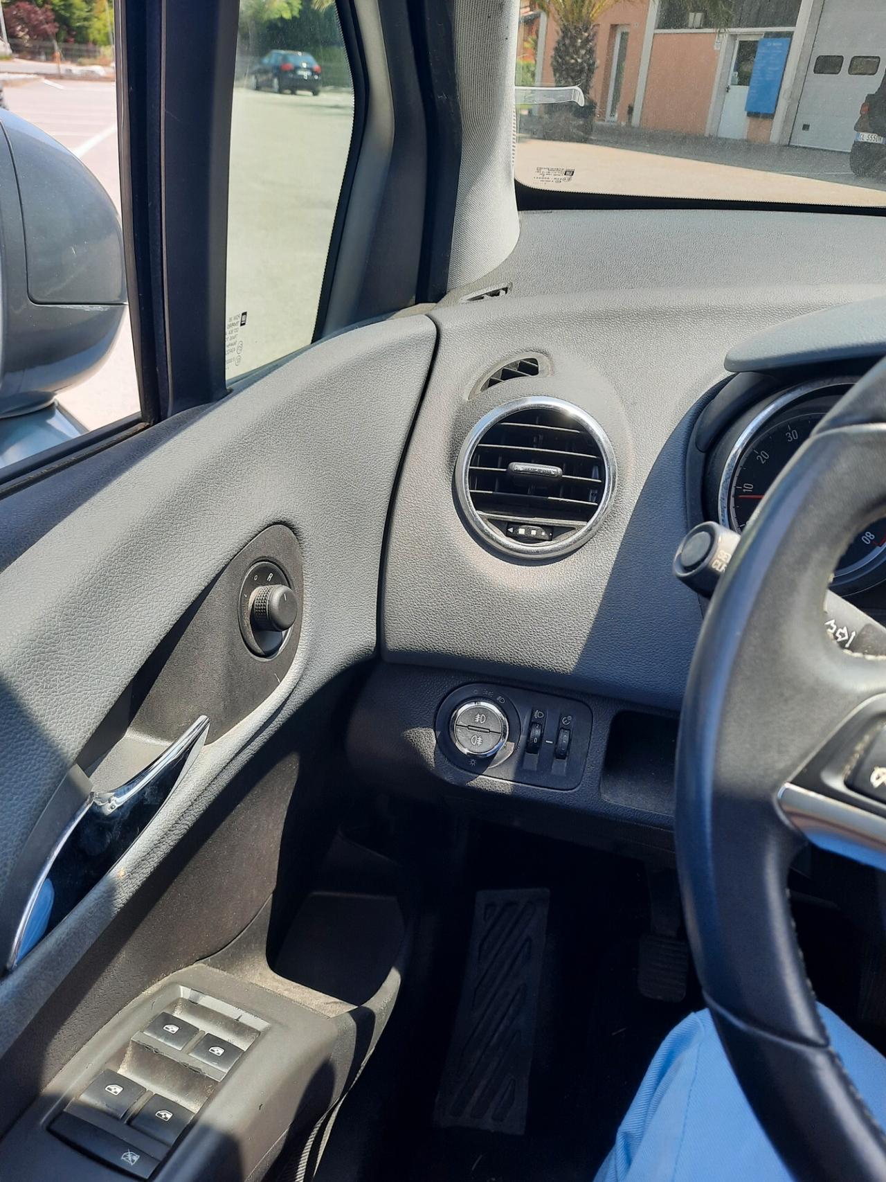 Opel Meriva 1.4 100CV Cosmo