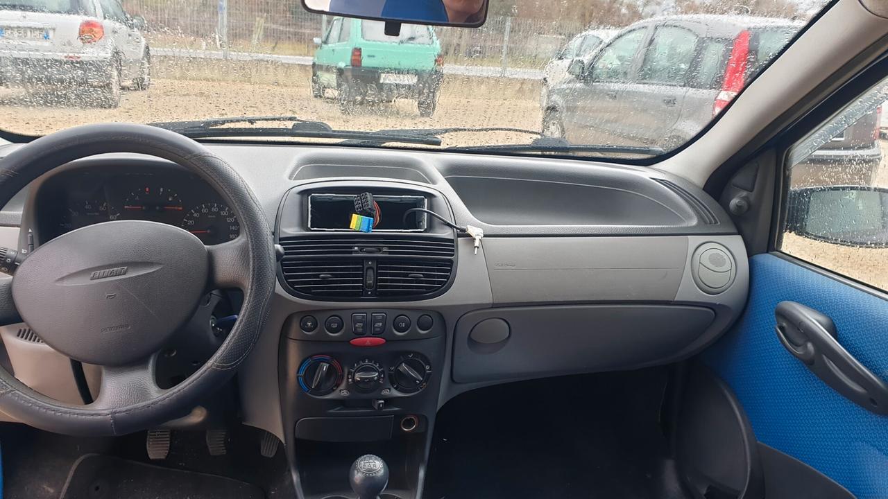 Fiat Punto 1.2i cat 5 porte 44KW