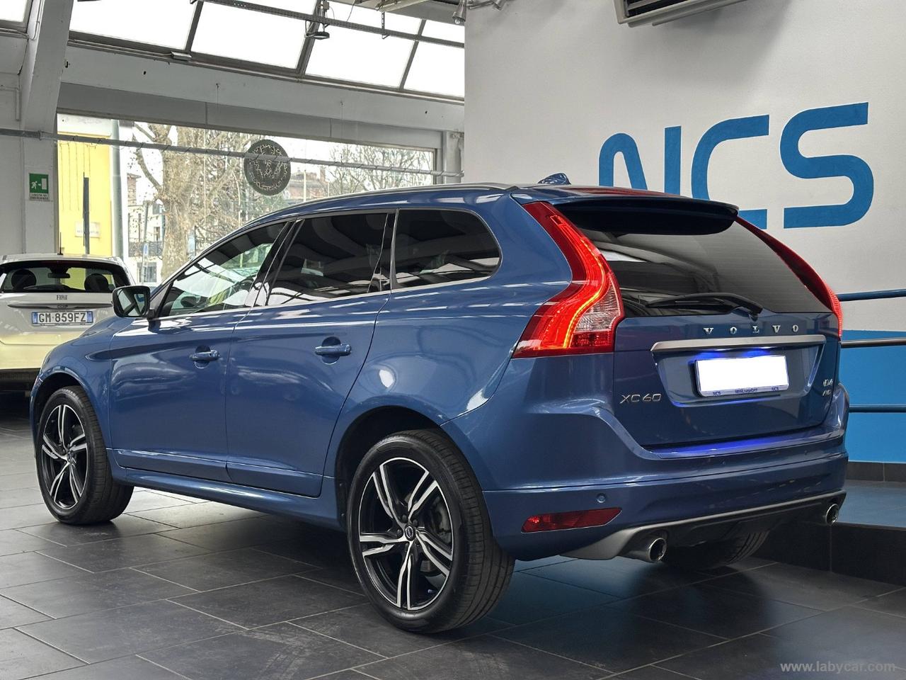 VOLVO XC60 D4 AWD Geartronic R-design Kinetic