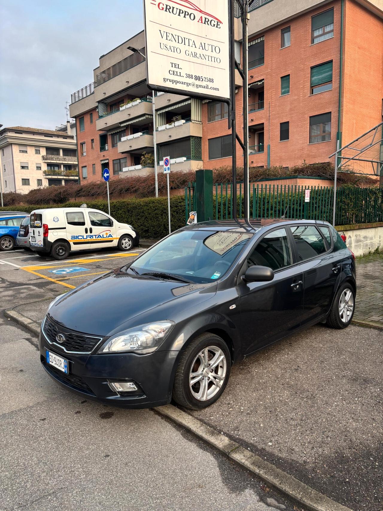 Kia Ceed cee'd 1.4 90CV 5p. EX Bi-Fuel