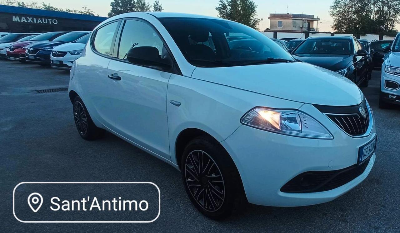 Lancia Ypsilon GPL SENZA BUSTA PAGA