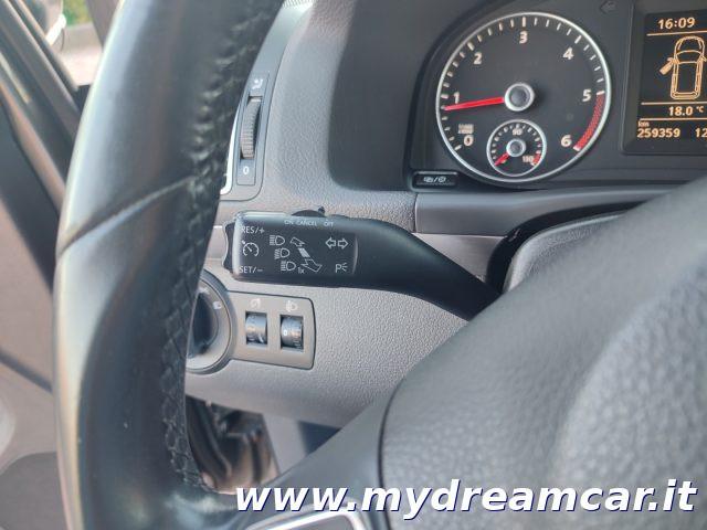 VOLKSWAGEN Touran Business 1.6 TDI DSG Comfortline 7 Posti