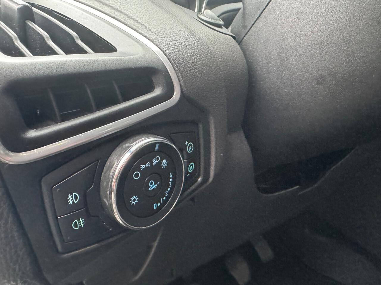 Ford Focus 1.6 TDCi 115 CV Titanium