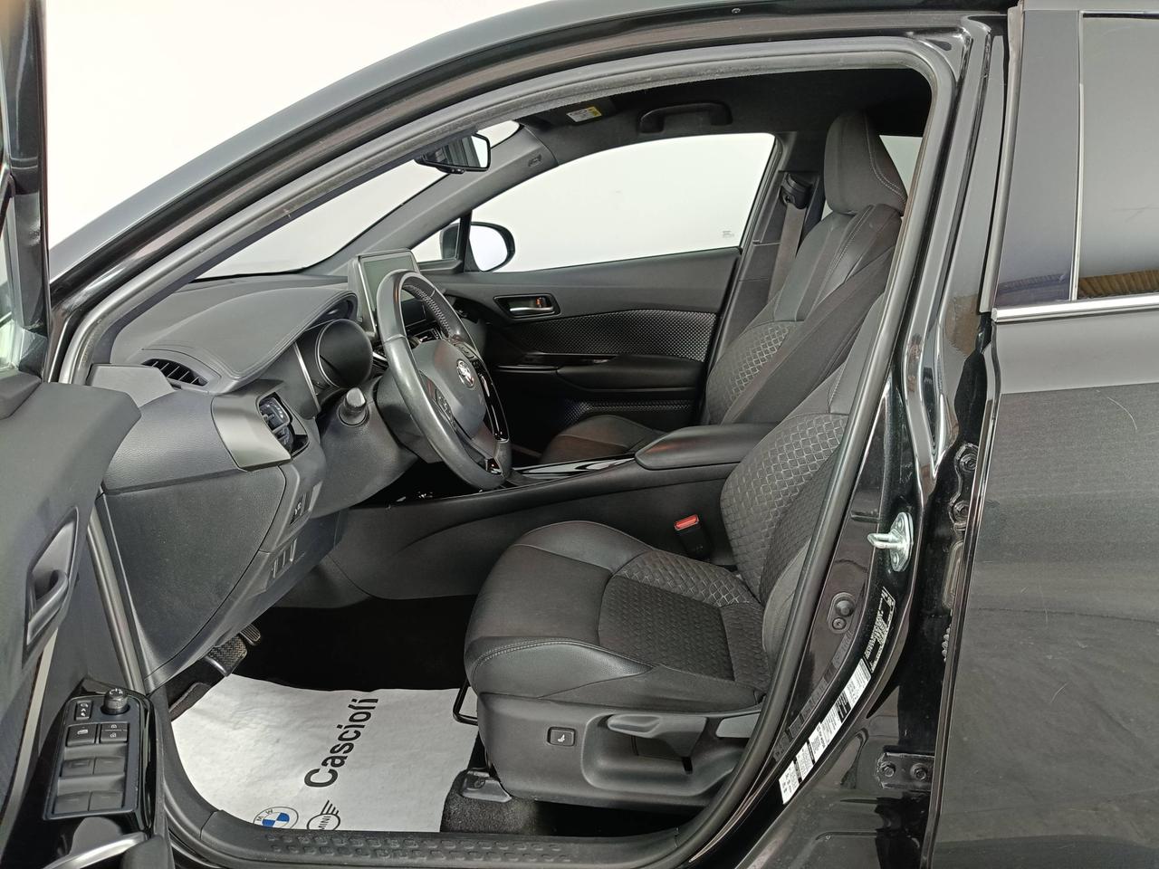 TOYOTA C-HR I 2020 - C-HR 1.8h Trend e-cvt