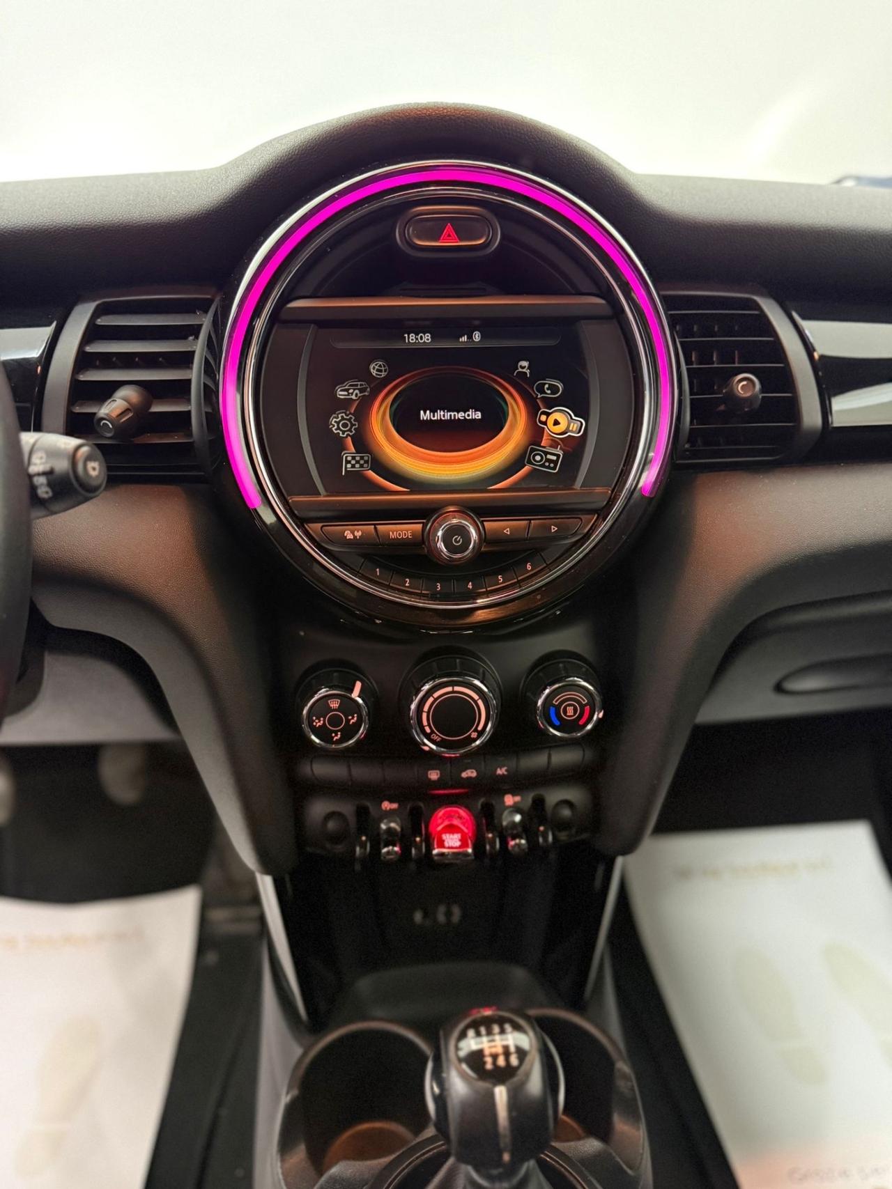 Mini Cooper D 1.5 116cv