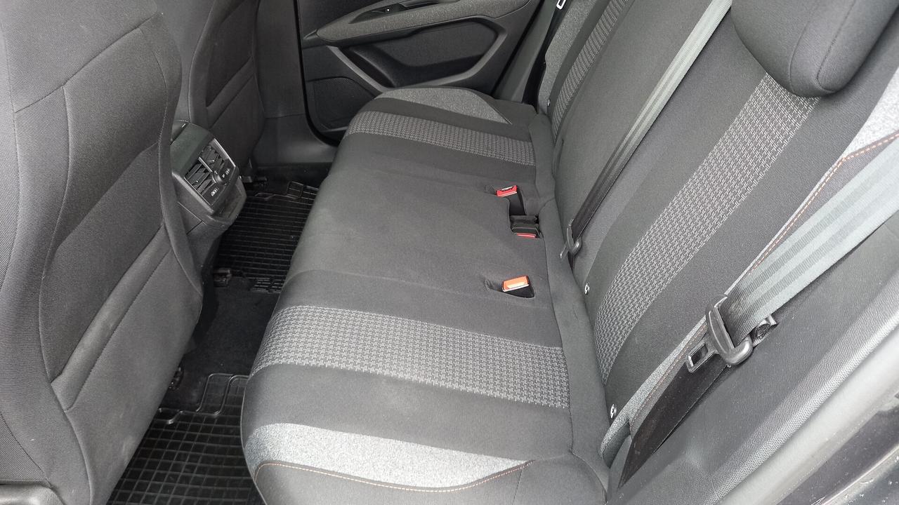 Peugeot 3008 BlueHDi 130 S&S EAT8 Active Pack N1 AUTOCARRO 5 POSTI