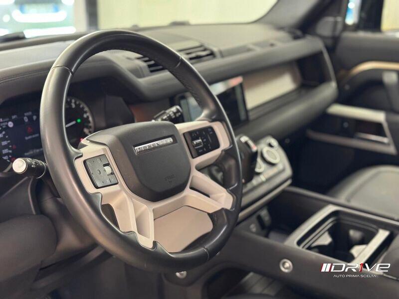 Land Rover Defender Defender 110 3.0D I6 300 CV AWD Auto SE