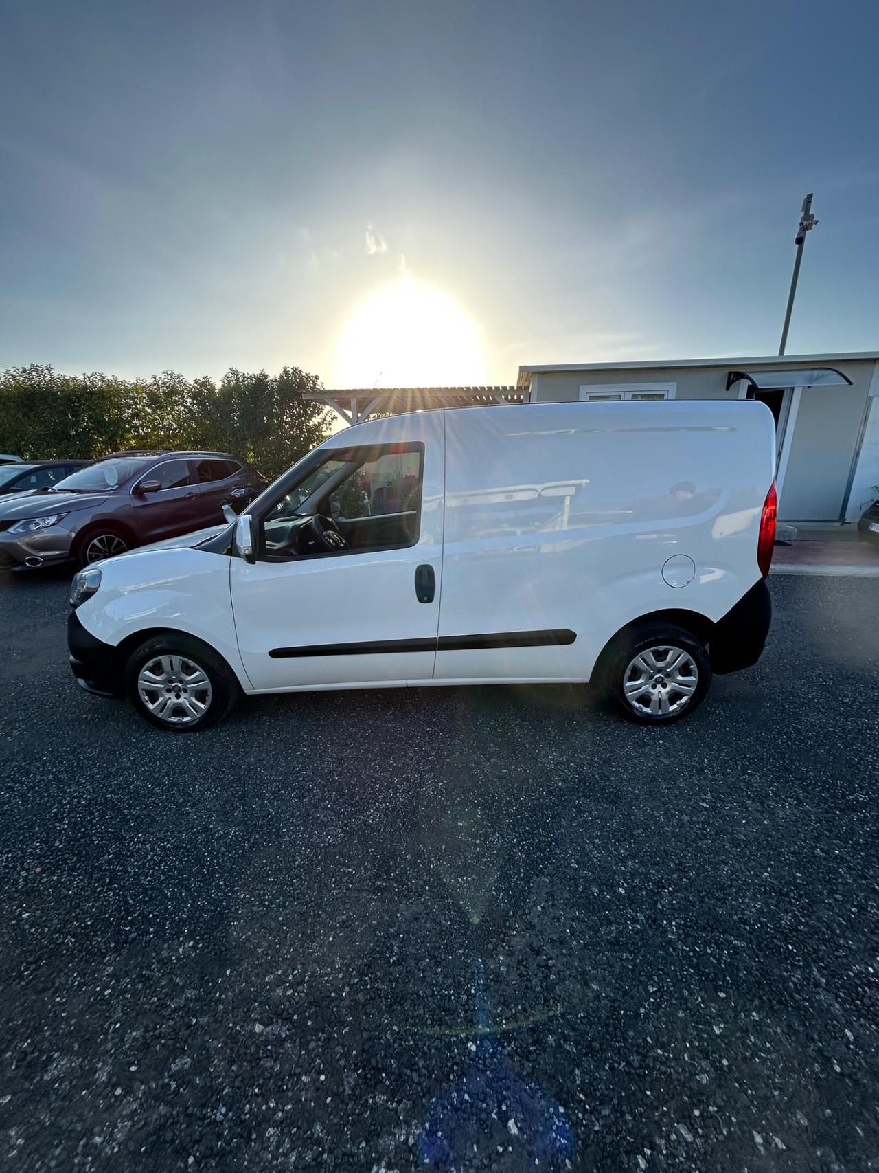 Fiat Doblo Doblò 1.6 MJT 105CV PC-TN Cargo Lamierato SX 3 Posti