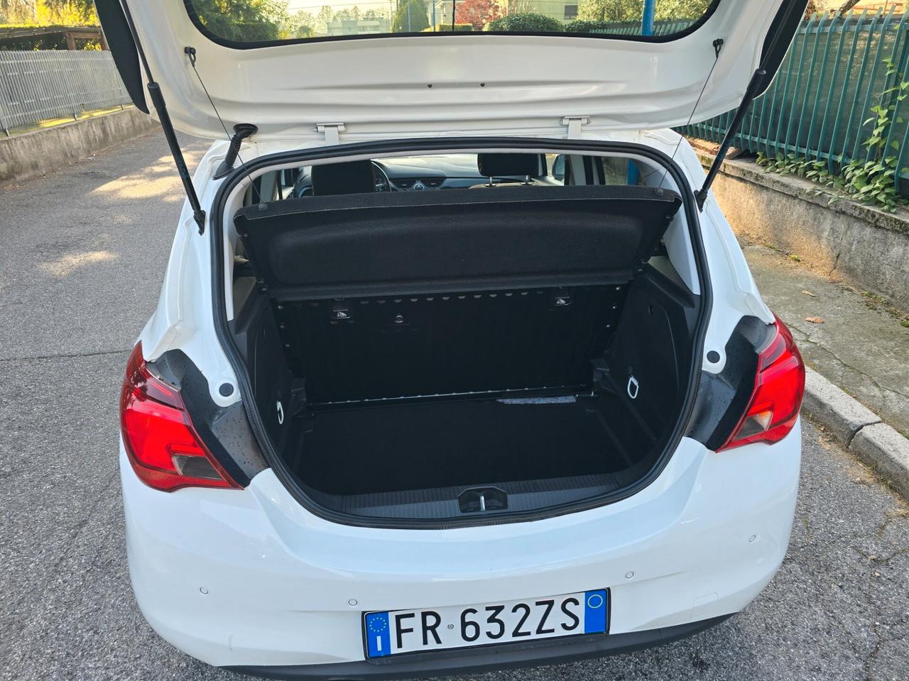 OPEL CORSA 1.2 "OK PER NEOPATENTATI"