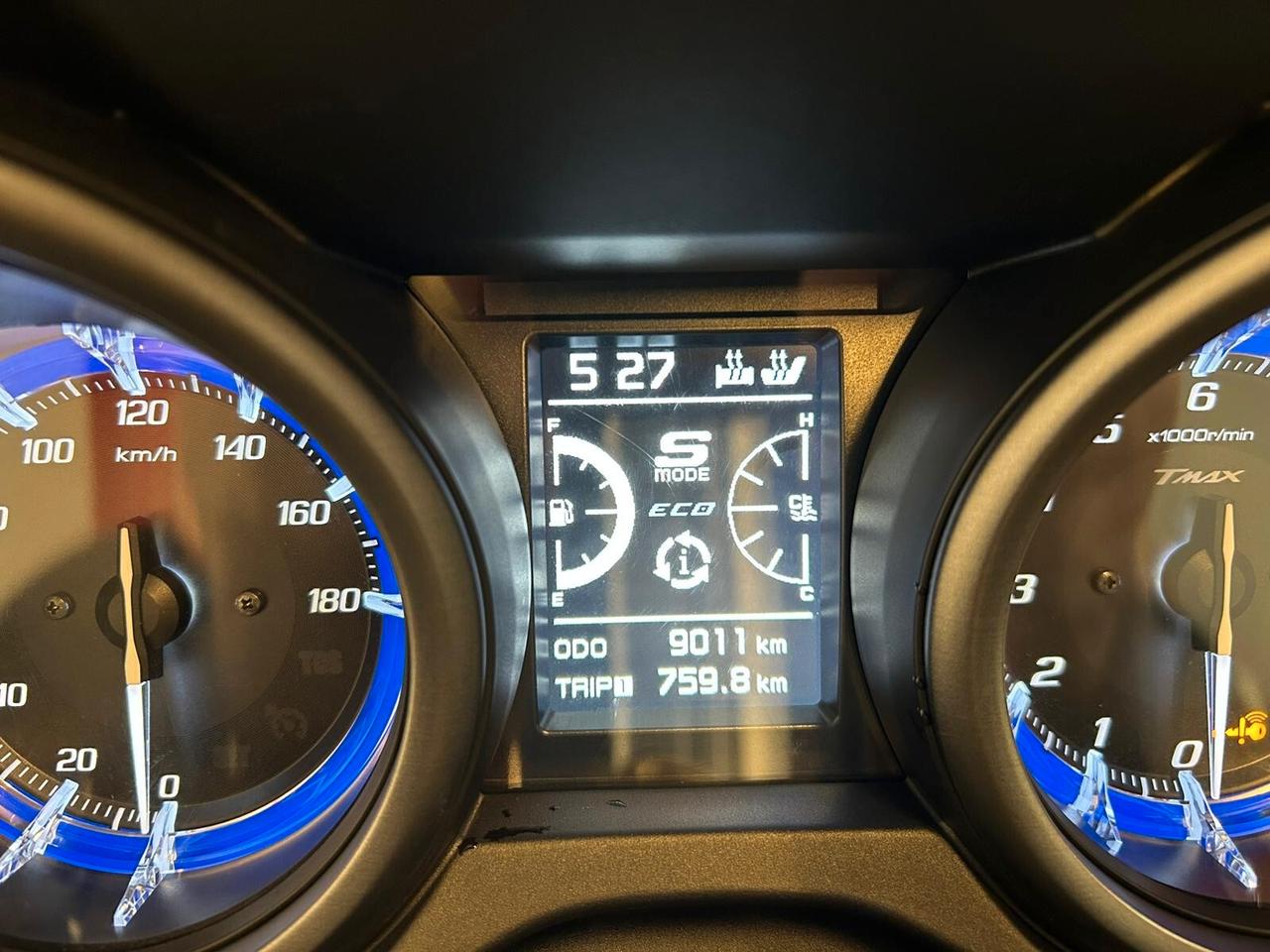 T-Max 560 Tech Max (2021)