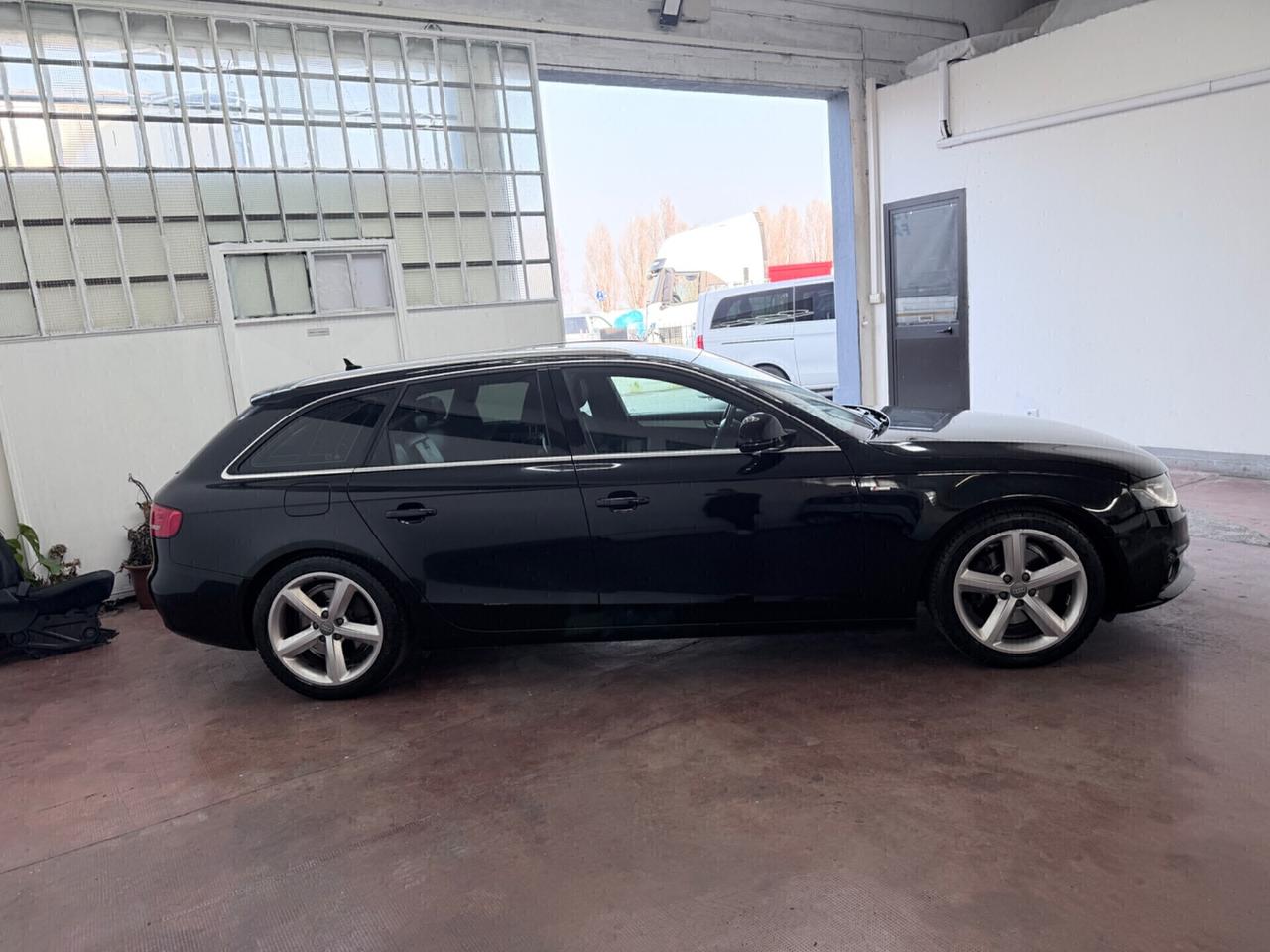 Audi A4 Avant 2.0 TDI 143CV S-Line