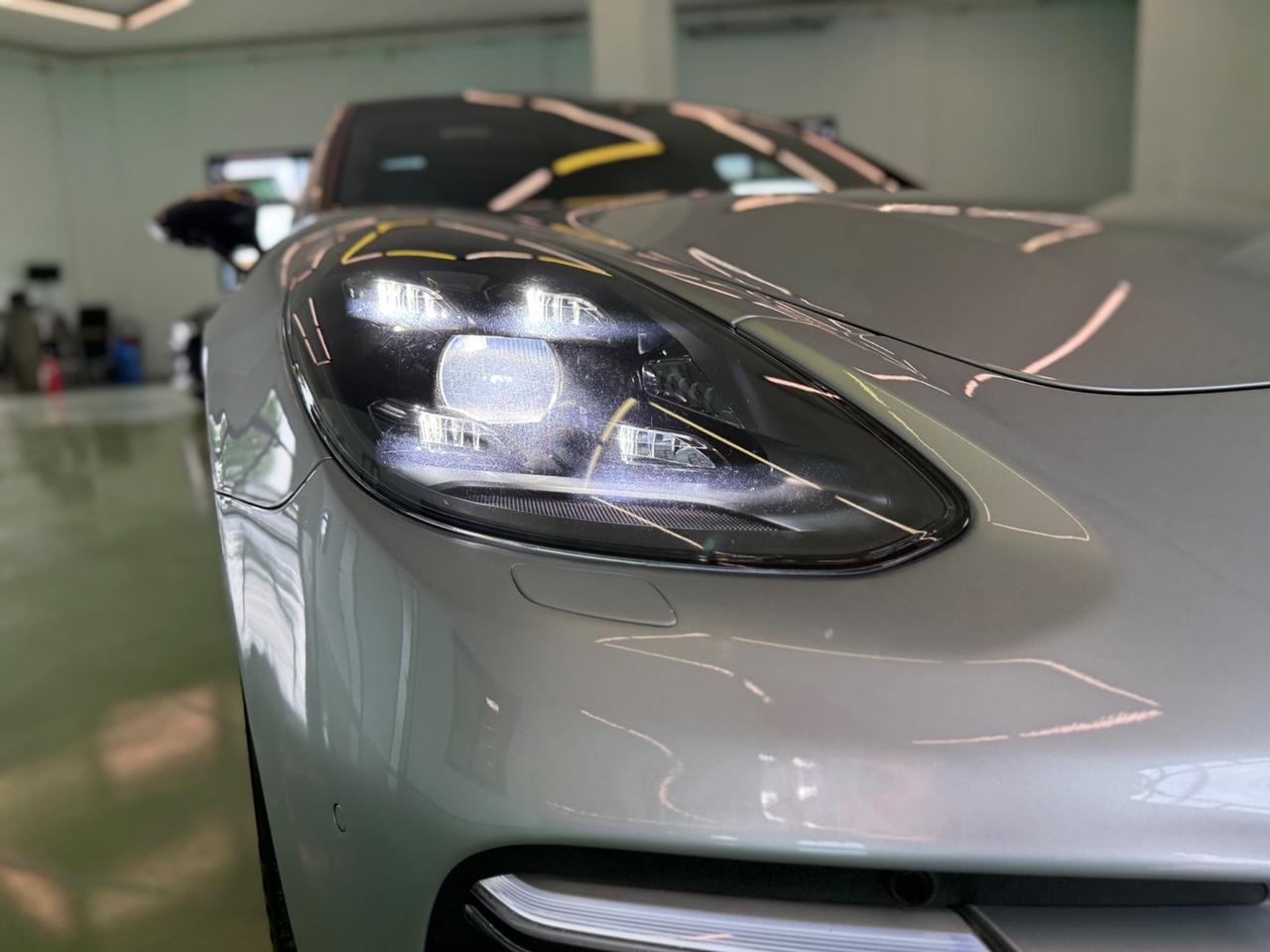 Porsche Panamera 4.0 Turbo