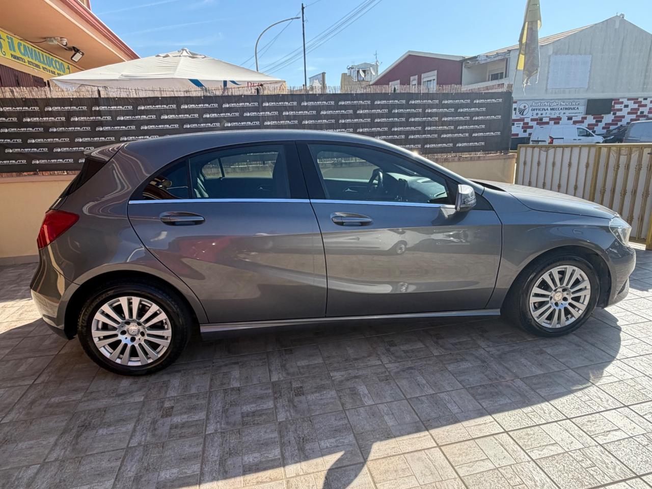 Mercedes-benz A 180 CDI BlueEFFICIENCY Automatic Premium