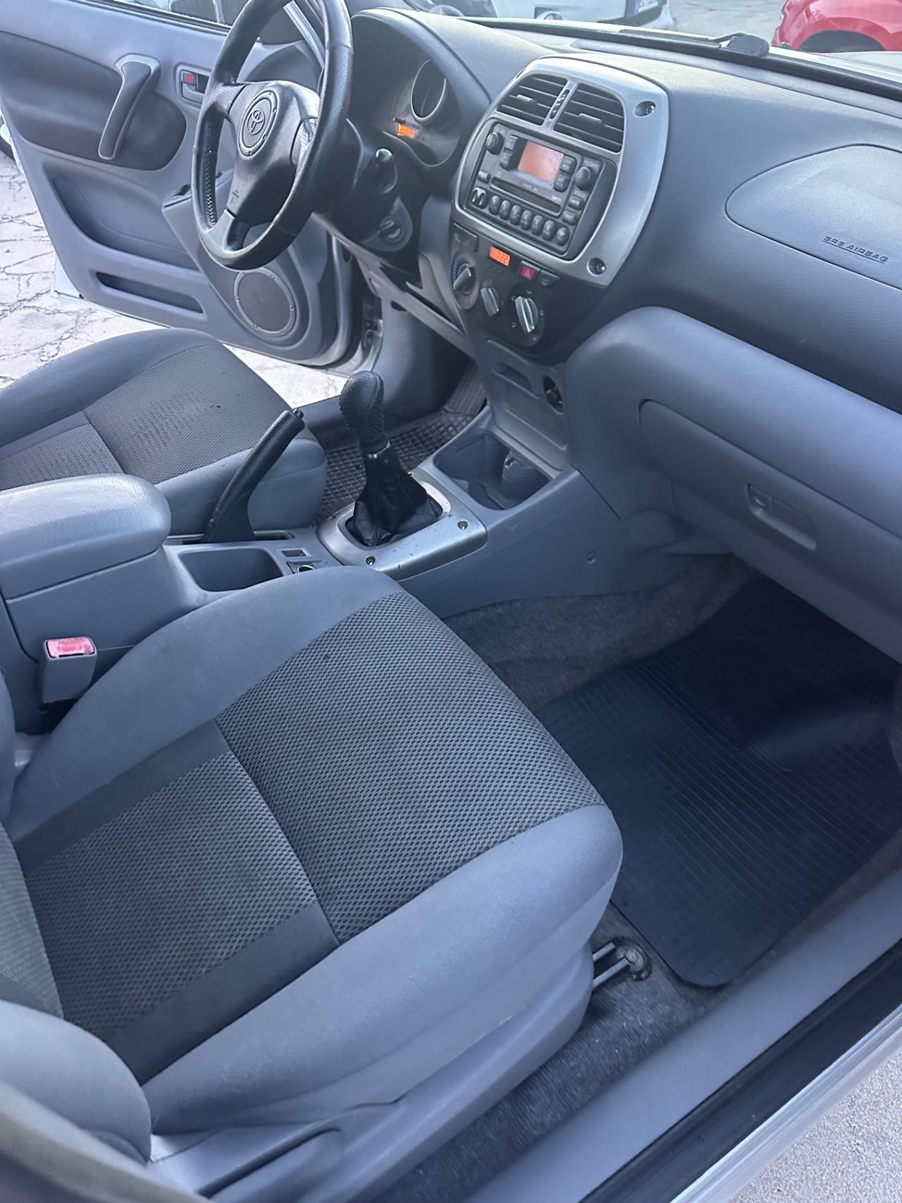 Toyota RAV 4 RAV4 2.0 Tdi D-4D cat 5 porte Sol