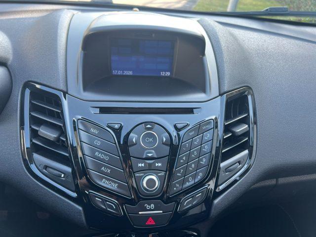 FORD Fiesta 1.4 5p. Bz.- GPL Titanium AUTO PER NEOPATENTATI