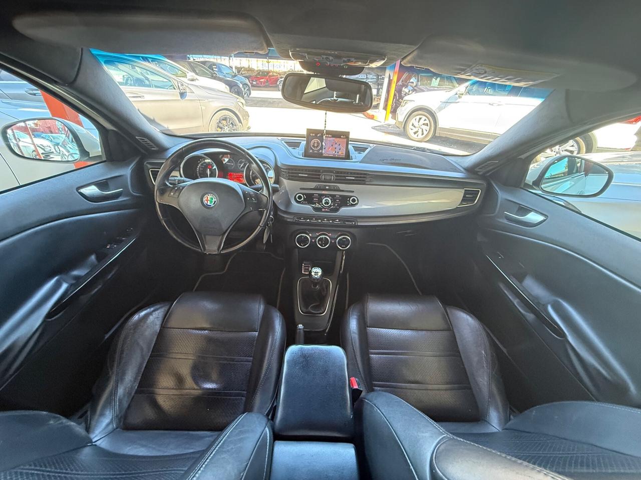 Giulietta 1.6 JTDm 105 CV Exclusive-pelle-Navi-perfetta