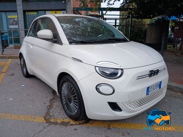 Fiat 500e 42 kWh La Prima