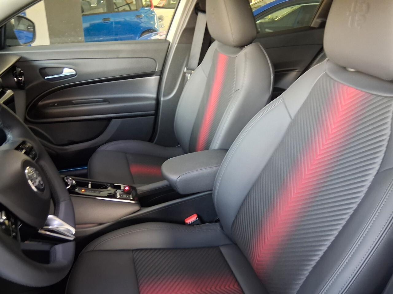 Alfa Romeo Junior 1.2 136 CV Hybrid eDCT6 Speciale