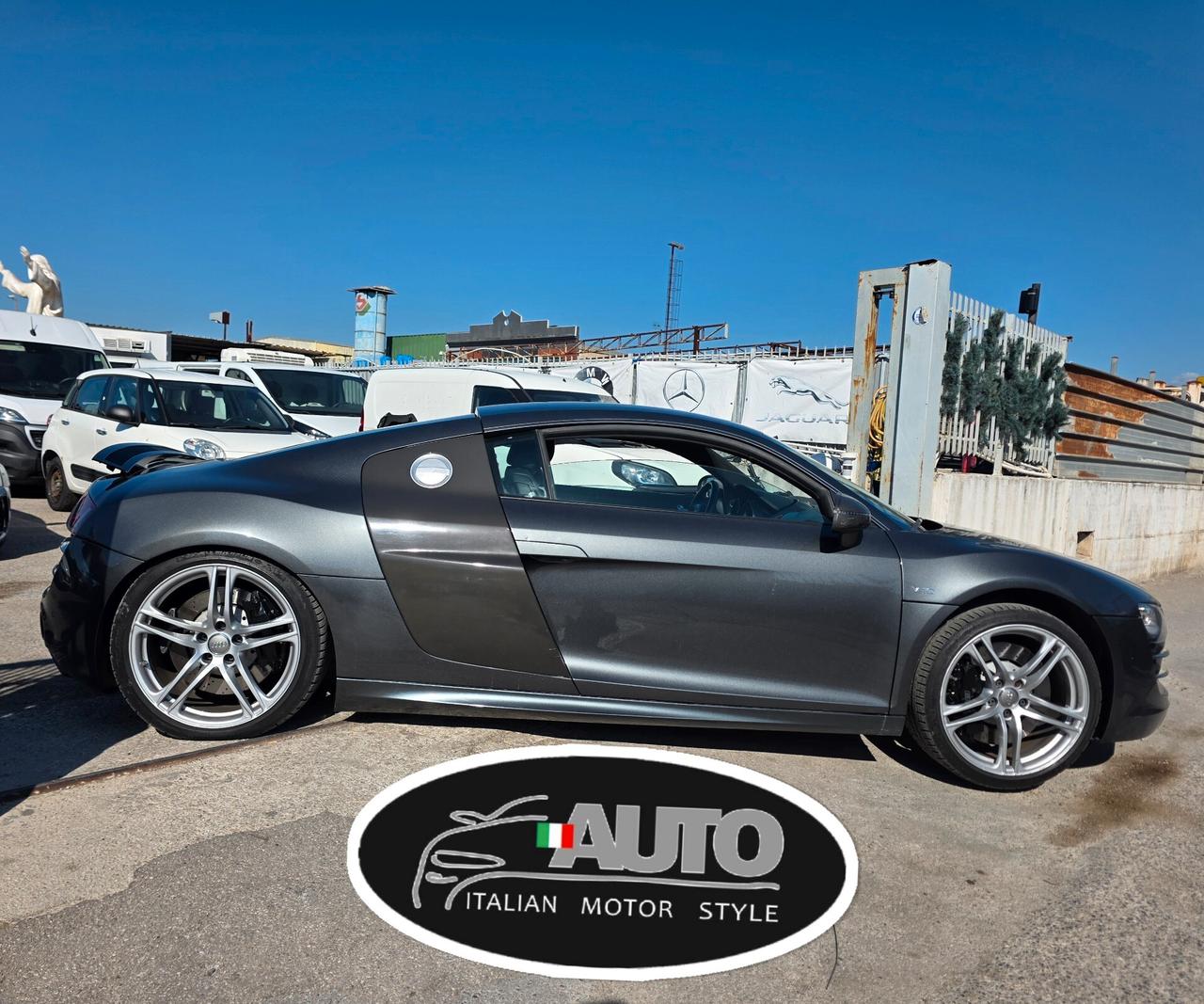 Audi R8 5.2 V10 FSI quattro R tronic