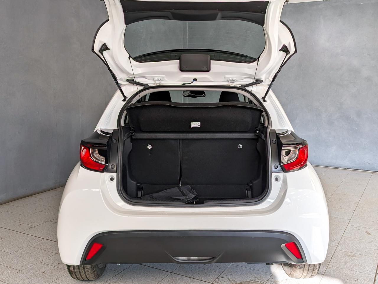 Toyota Yaris 1.5 Hybrid Automatic Active