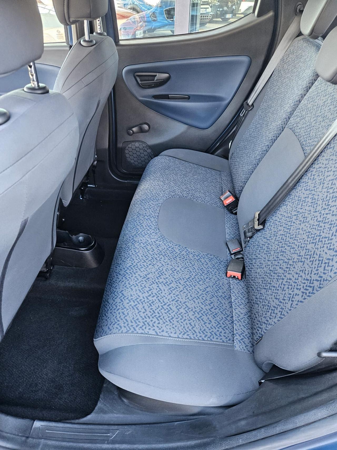 Lancia Ypsilon 1.0 FireFly 5 porte S&S Hybrid Gold