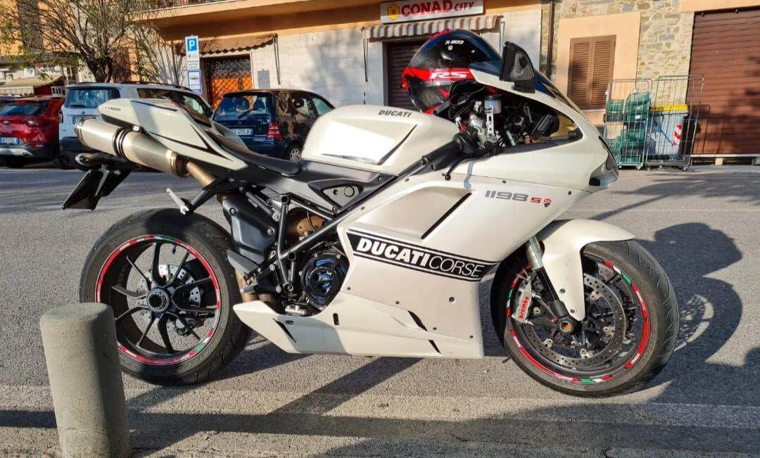 Ducati 1198 unico proprietario 15000 km