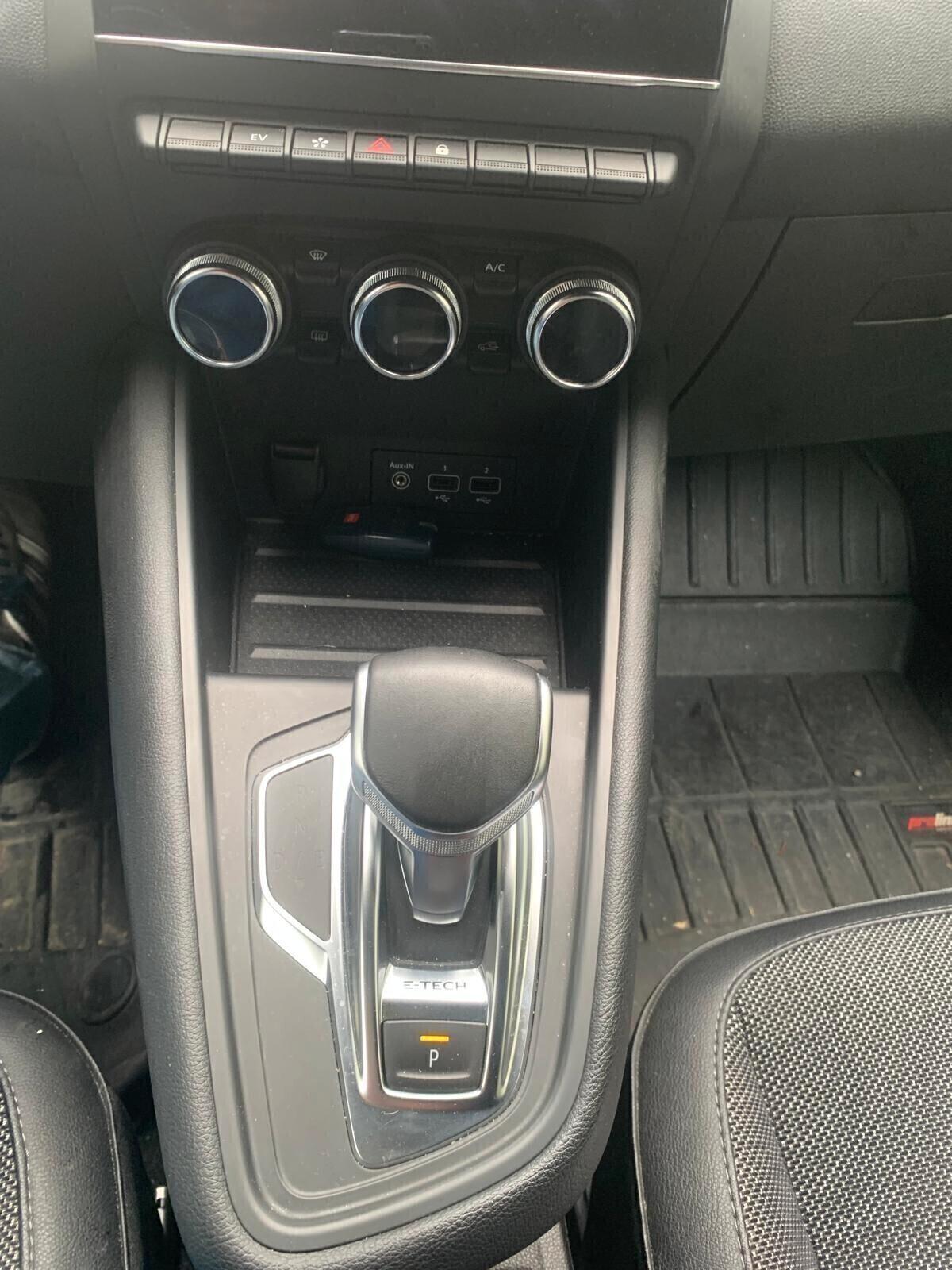 Renault Captur Plug-in Hybrid E-Tech 160 CV Rive Gauche