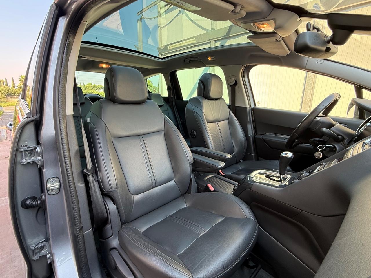 Peugeot 5008 BlueHDi 120 EAT6 S&S Allure