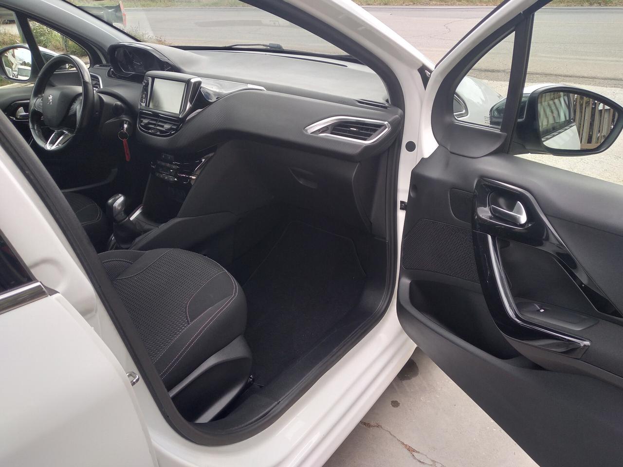 Peugeot 208 BlueHDi 75 5 porte Allure