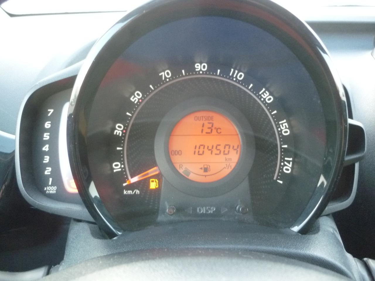 Toyota Aygo 1.0 VVT-i 72 CV 5 porte x-trend